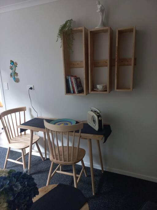 Cozy Is The Word Apartment Tauranga Exterior foto